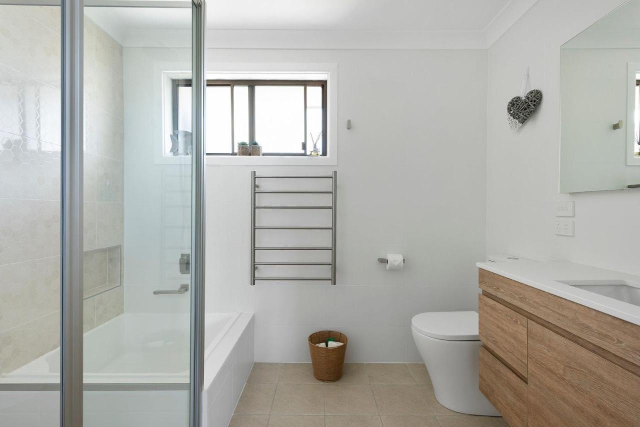 Barefoot Beach House Narrawallee ภายนอก รูปภาพ